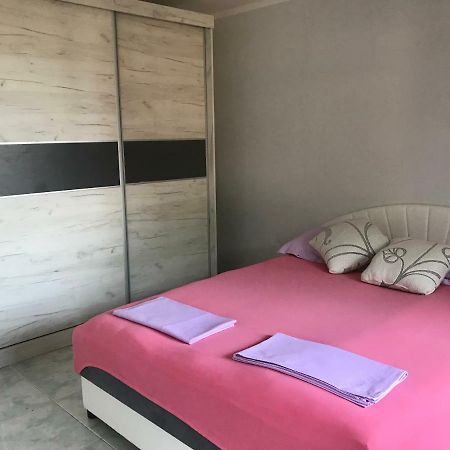 Apartmani Konjevic Херцег-Нови Экстерьер фото