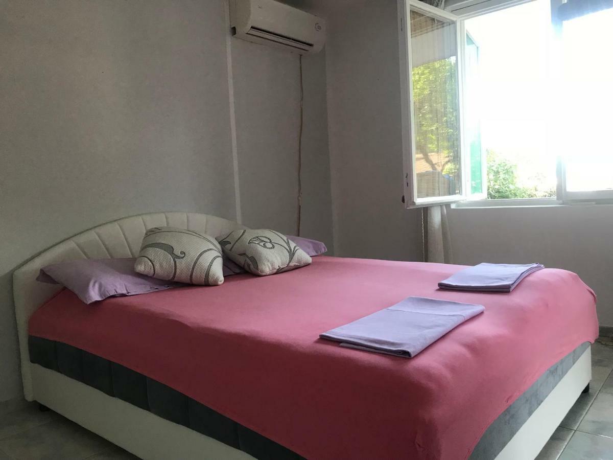 Apartmani Konjevic Херцег-Нови Экстерьер фото